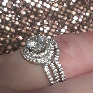 Gorgeous carat plus stone in 925 silver